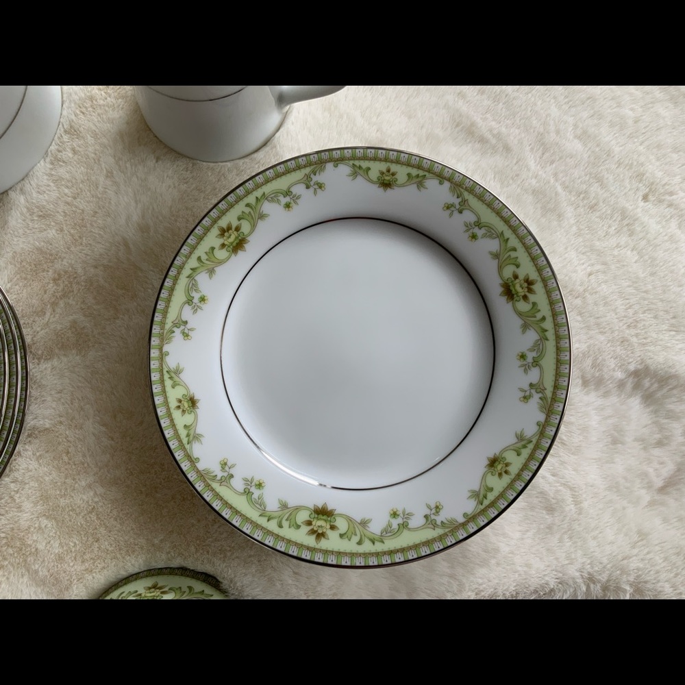 Legendary Noritake Sri-Lanka full tea set